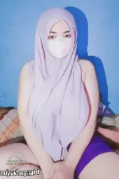 Toket Biadab Dibalik Kerudung Ukhti Solehot