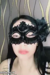 Cewek Masokis Doyan Ditampar Saat ML